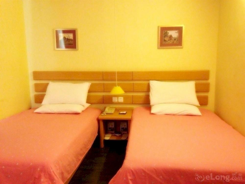 Home Inn Guangzhou Guangdong University Of Foreign Studies Baiyun Avenue Екстер'єр фото