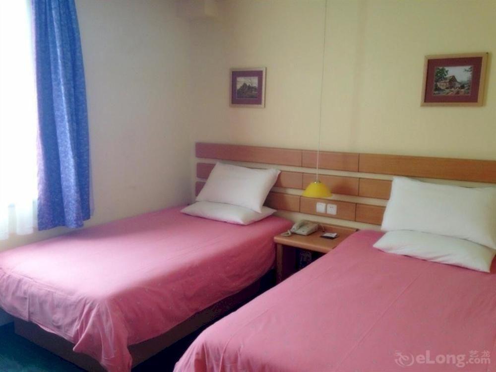 Home Inn Guangzhou Guangdong University Of Foreign Studies Baiyun Avenue Екстер'єр фото